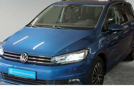 VW Touran 62.850 km 26.488 &euro; München 81476