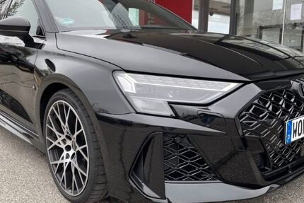 Audi RS3 9.900 km 67.890 € Wolfratshausen bei München 82515