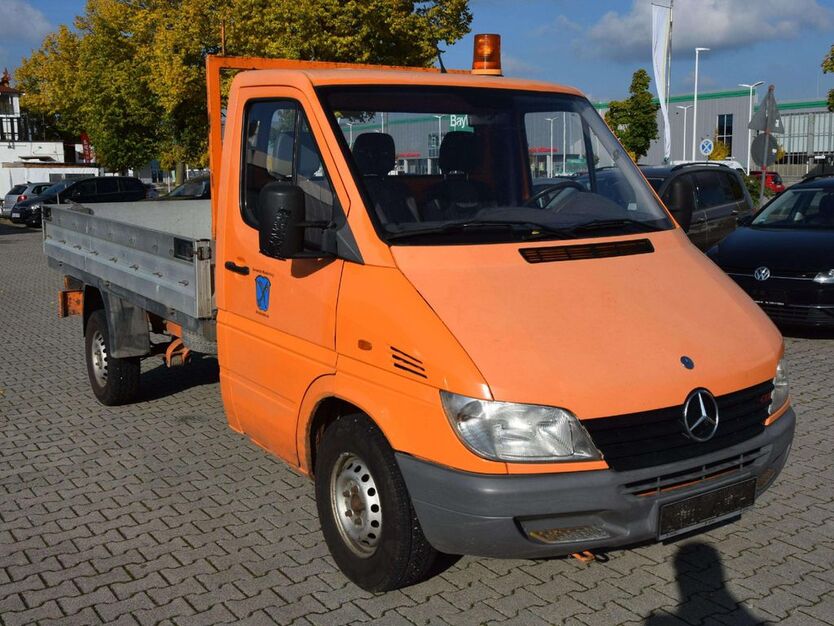 Mercedes-Benz Sprinter 253.649 km 3.900 € Poing 85586