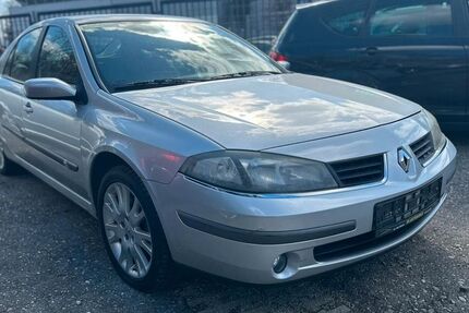Renault Laguna 144.100 km 3.990 &euro; München 80995