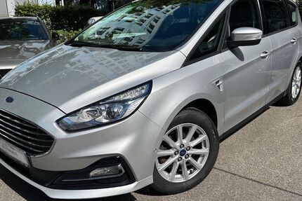 Ford S-Max 150.822 km 13.999 &euro; München 80636
