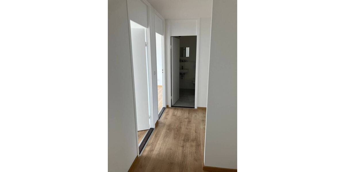 Etagenwohnung München Bogenhausen - 4 Zimmer, 89 m&sup2;, 1.850&euro; | Angebot:26878989