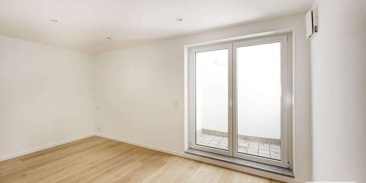 Neubau in Bestand: 135 m² Stadthaus (A+) mit Wärmepumpe,PV und Terrasse in Sendling 4 zimmer