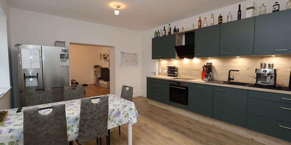 Modernisierte 3,5-Zimmerwohnung mit Fußbodenheizung und schickem Bad 3 zimmer