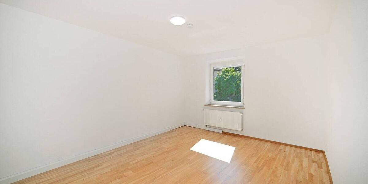 Etagenwohnung München Moosach - 3 Zimmer, 85 m&sup2;, 600.000&euro; | Angebot:26867036