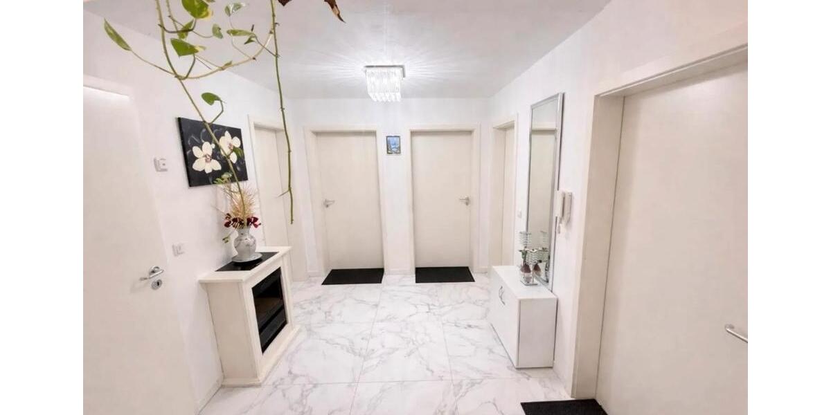 Etagenwohnung München Bogenhausen - 6 Zimmer, 208 m&sup2;, 2.699.999&euro; | Angebot:26823817