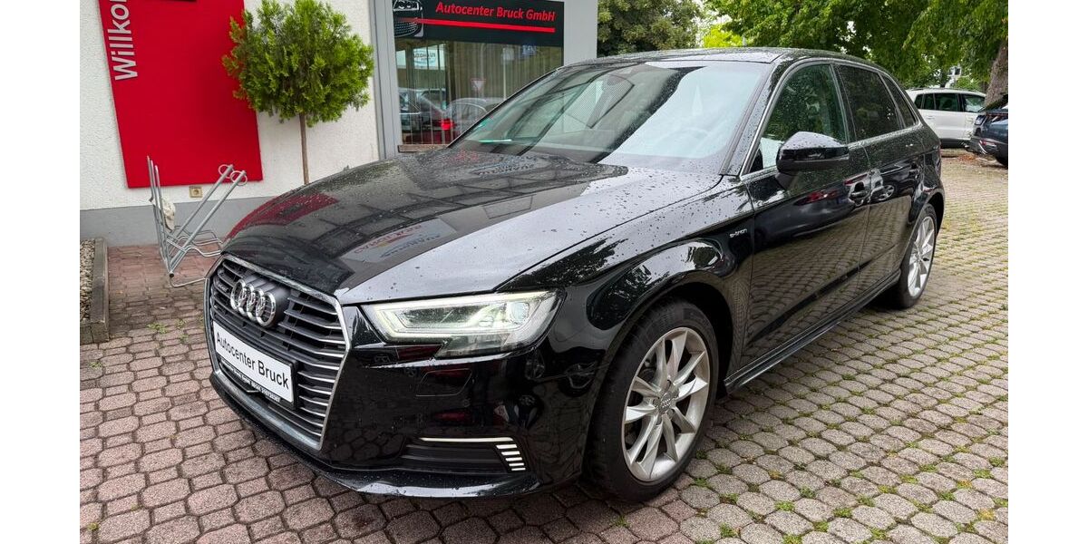Audi A3 143.000 km 15.700 &euro; Fürstenfeldbruck 82256