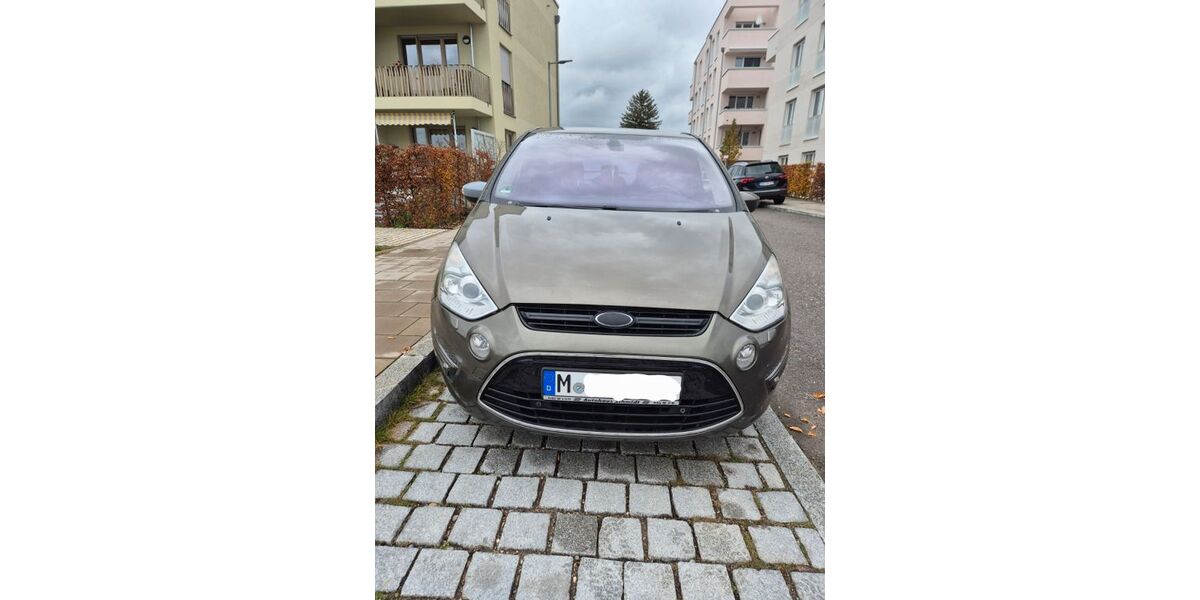 Ford S-Max 228.480 km 2.700 &euro; München 81249
