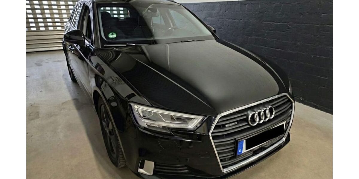 Audi A3 210.000 km 12.499 &euro; Feldkirchen 85622