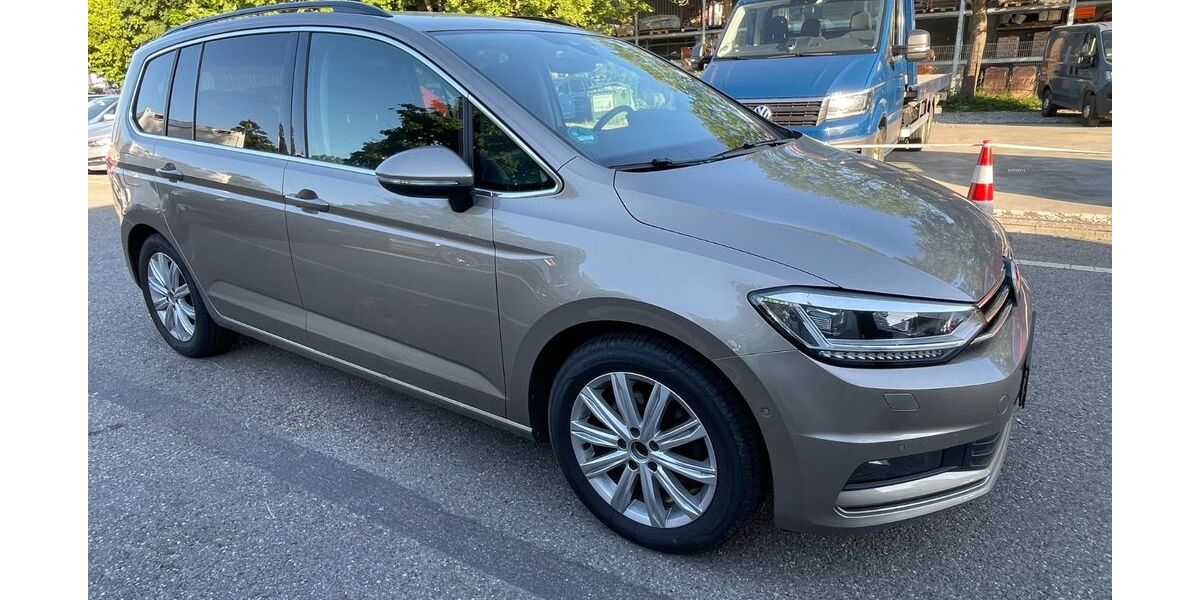 VW Touran 192.211 km 15.999 &euro; München 81243