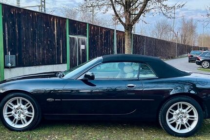 Jaguar XK8 136.600 km 16.999 &euro; Neufahrn 85375
