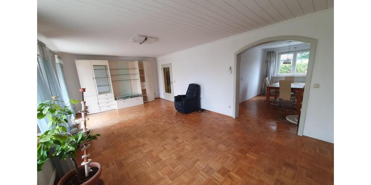 Einfamilienhaus Gilching - 6 Zimmer, 160 m&sup2;, 2.750&euro; | Angebot:25258340