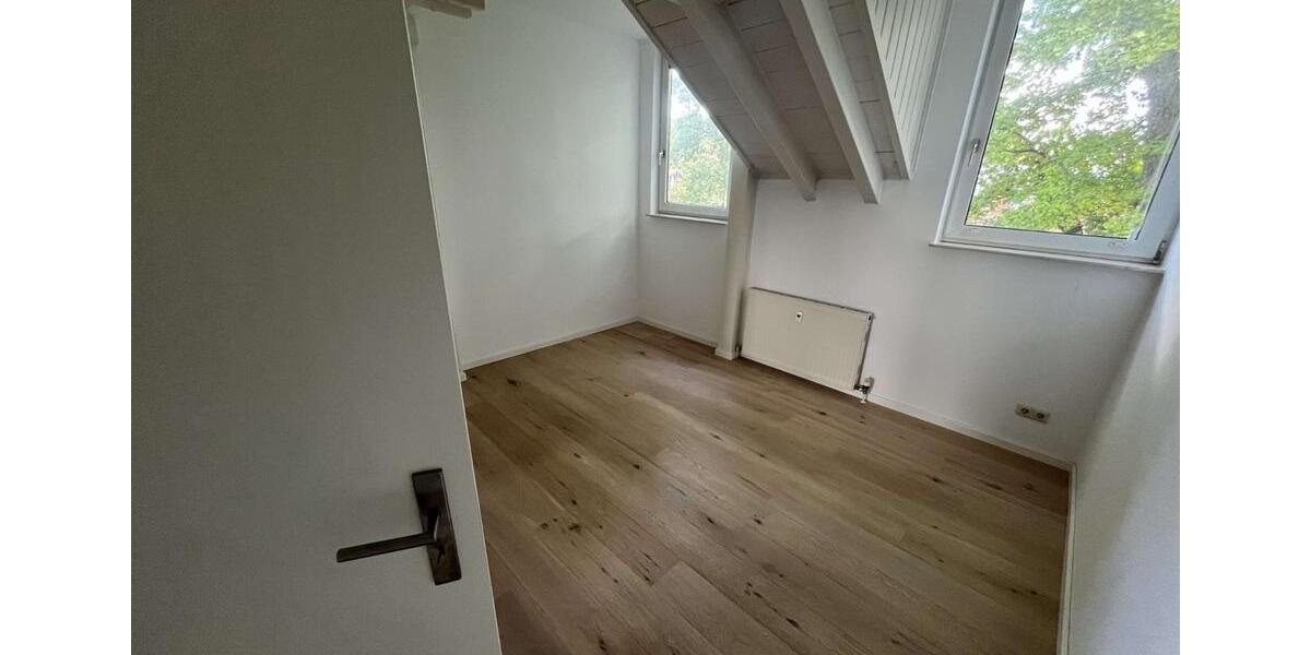 4-Zimmer-Maisonette-Wohnung mit Balkon und Garten in Baldham 4 zimmer
