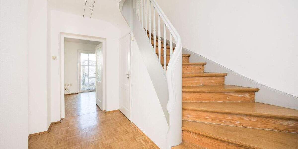 Reihenmittelhaus München Untergiesing-Harlaching - 5 Zimmer, 118 m&sup2;, 1.100.000&euro; | Angebot:25240790