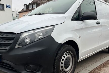 Mercedes-Benz Vito 174.500 km 9.999 &euro; München 81825