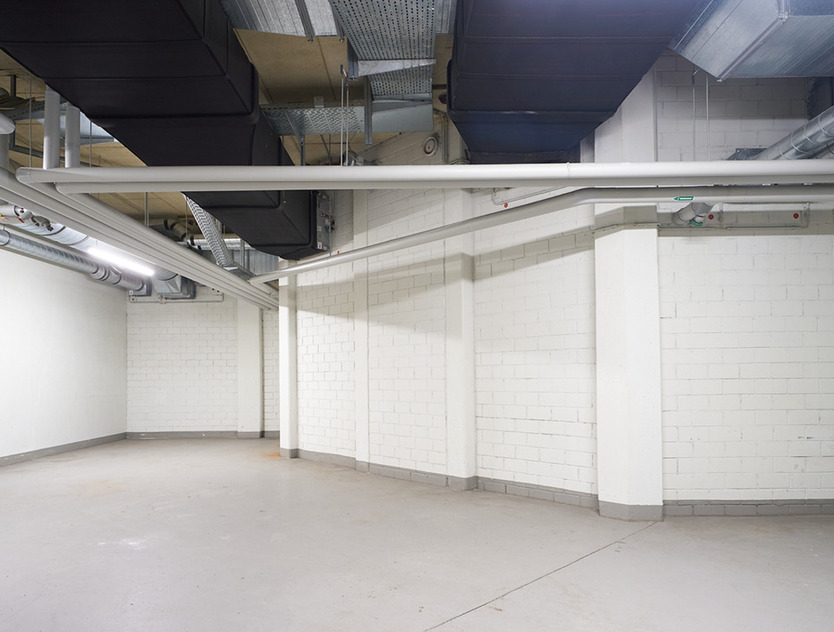 Lager mit Raumhöhe: Perfekt zum Stapeln & Lagern PROVISIONSFREI. zimmer