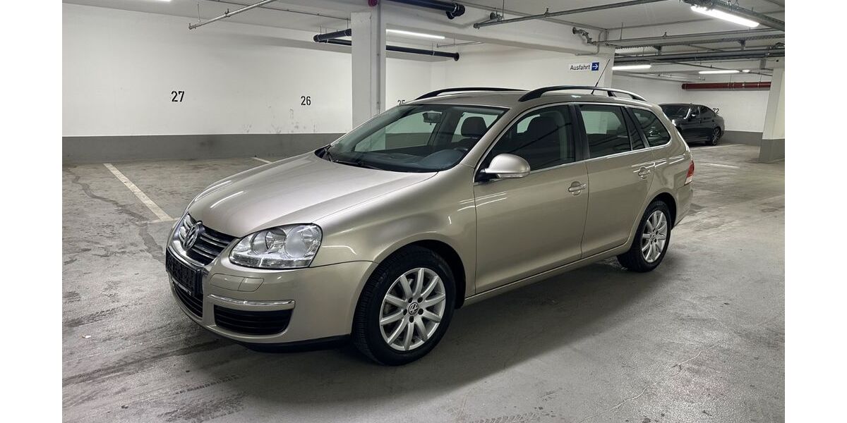 VW Golf 69.000 km 8.990 &euro; München 81929