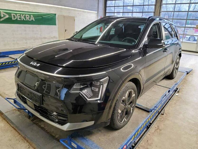 Kia Niro 12.000 km 25.799 € Hohenbrunn bei München 85662