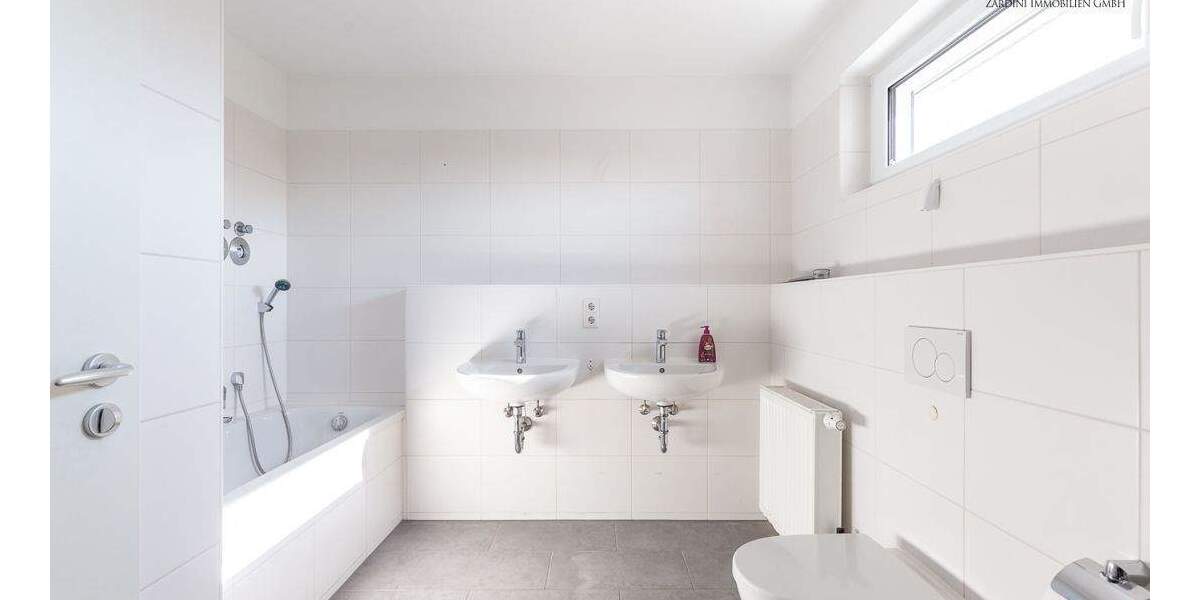 Terrassenwohnung Dachau Etzenhausen - 4 Zimmer, 121 m&sup2;, 650.000&euro; | Angebot:25835492