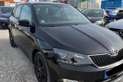 Skoda Fabia 100.000 km 6.999 &euro; München 81829