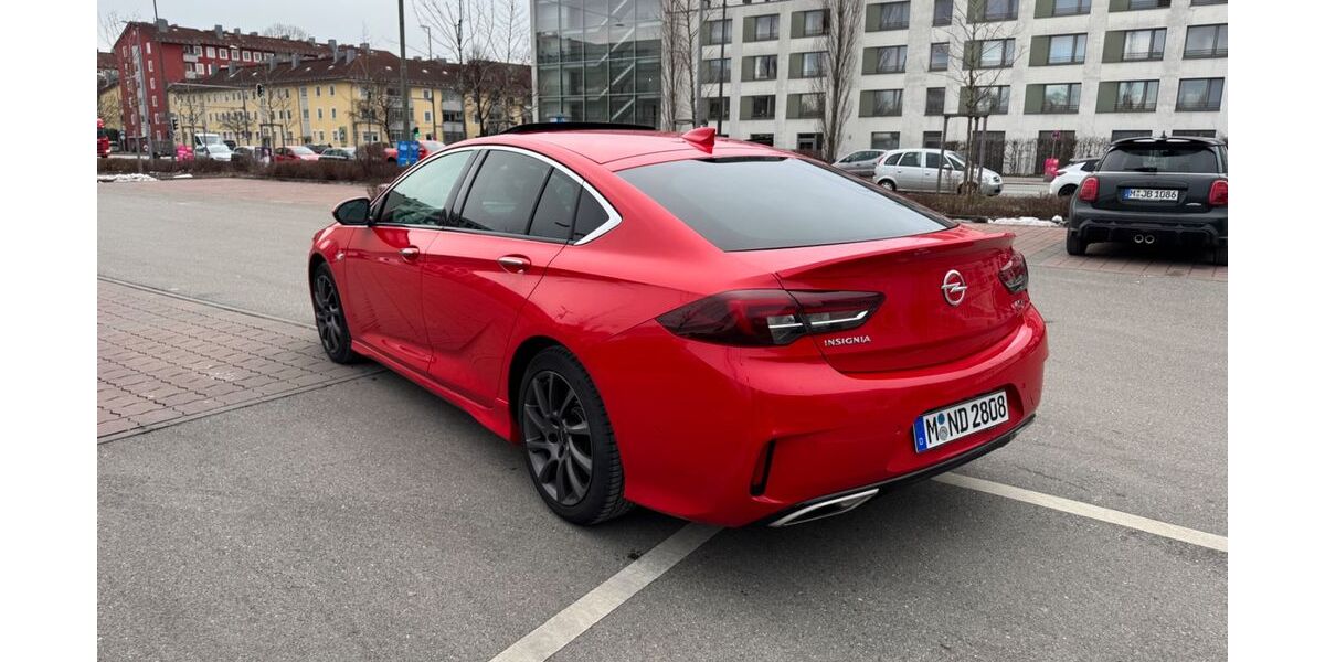 Opel Insignia 159.000 km 16.800 &euro; München 80686