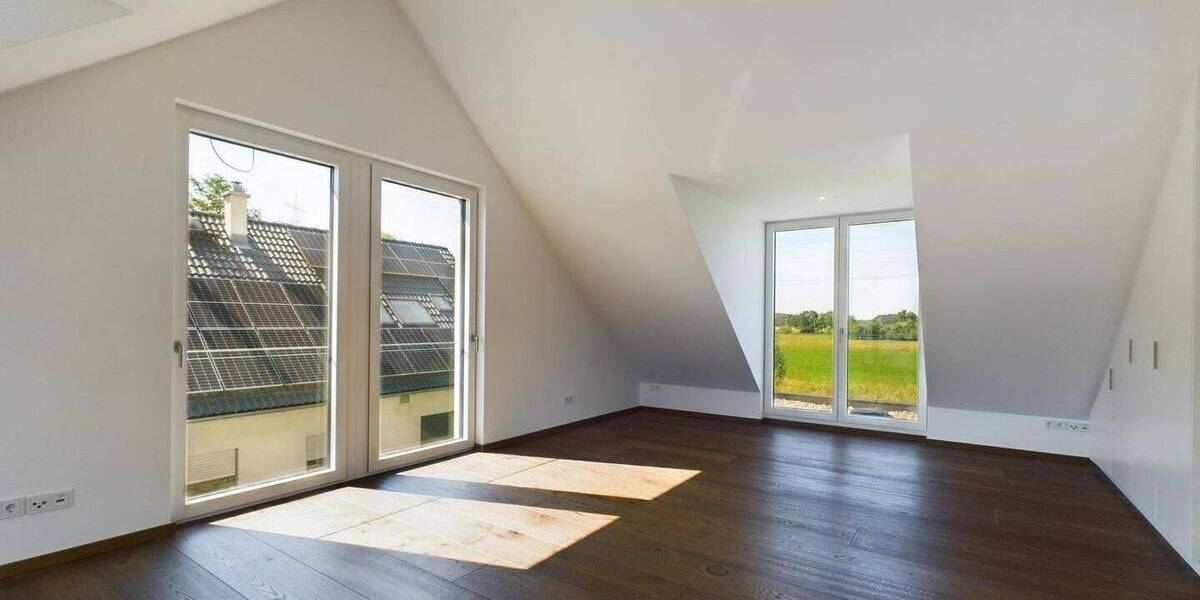 Einfamilienhaus München Bogenhausen - 7 Zimmer, 269 m&sup2;, 8.500&euro; | Angebot:26904179