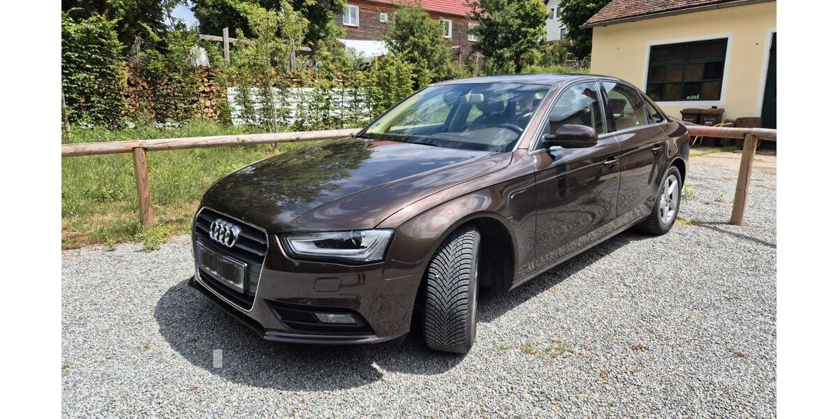 Audi A4 130.600 km 11.200 &euro; Unterschleißheim 85716