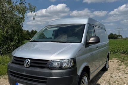 VW T5 Transporter 179.530 km 10.990 &euro; München 80997