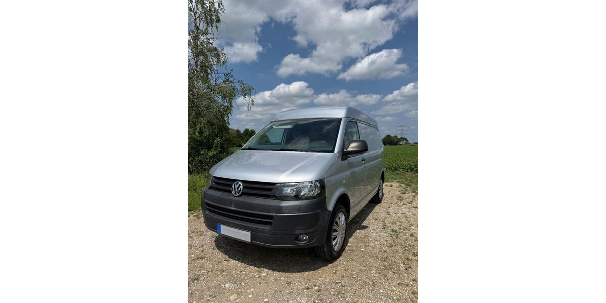 VW T5 Transporter 179.530 km 10.990 &euro; München 80997