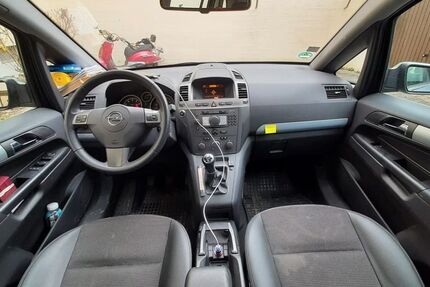 Opel Zafira 178.222 km 3.333 &euro; München 80807