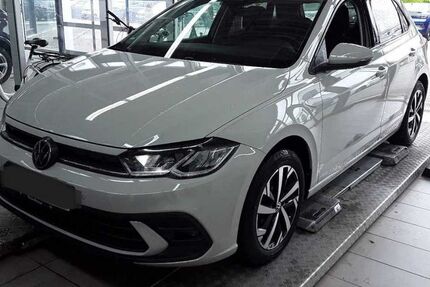 VW Polo 62.680 km 17.930 &euro; Wolfratshausen 82515