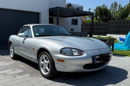Mazda MX-5 11.535 km 9.950 € Eching 85386