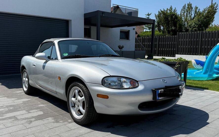 Mazda MX-5 11.535 km 9.950 € Eching 85386