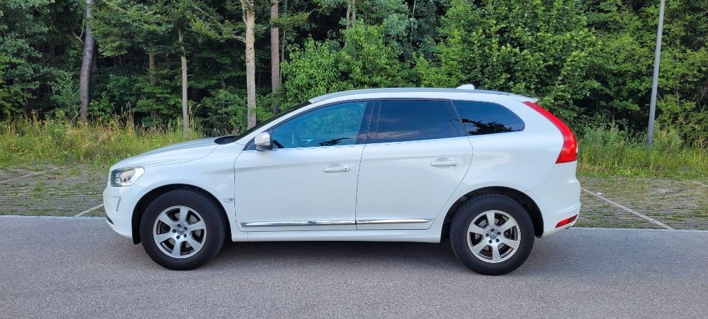 Volvo XC60 100.000 km 20.970 &euro; Gauting 82131