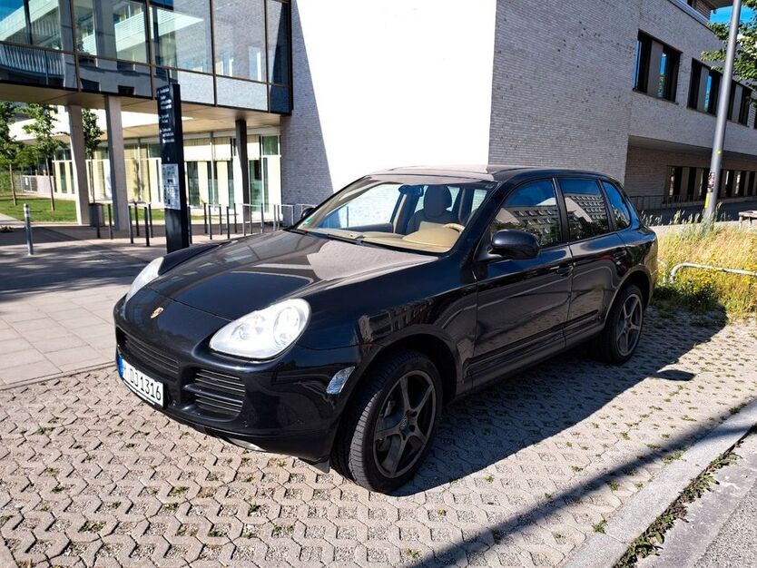 Porsche Cayenne 180.000 km 10.900 € München 81249