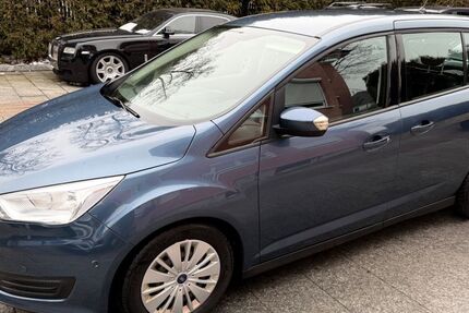 Ford C-Max 122.000 km 8.980 &euro; München 81827