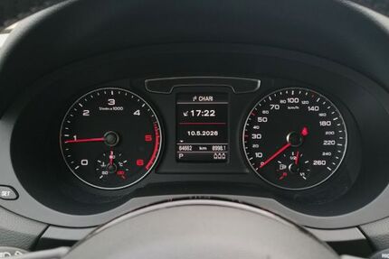 Audi Q3 64.662 km 25.900 &euro; München 81371