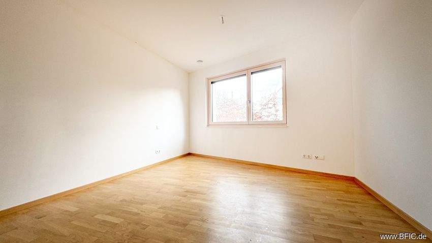 Etagenwohnung Fürstenfeldbruck - 3 Zimmer, 95 m&sup2;, 1.895&euro; | Angebot:25778462
