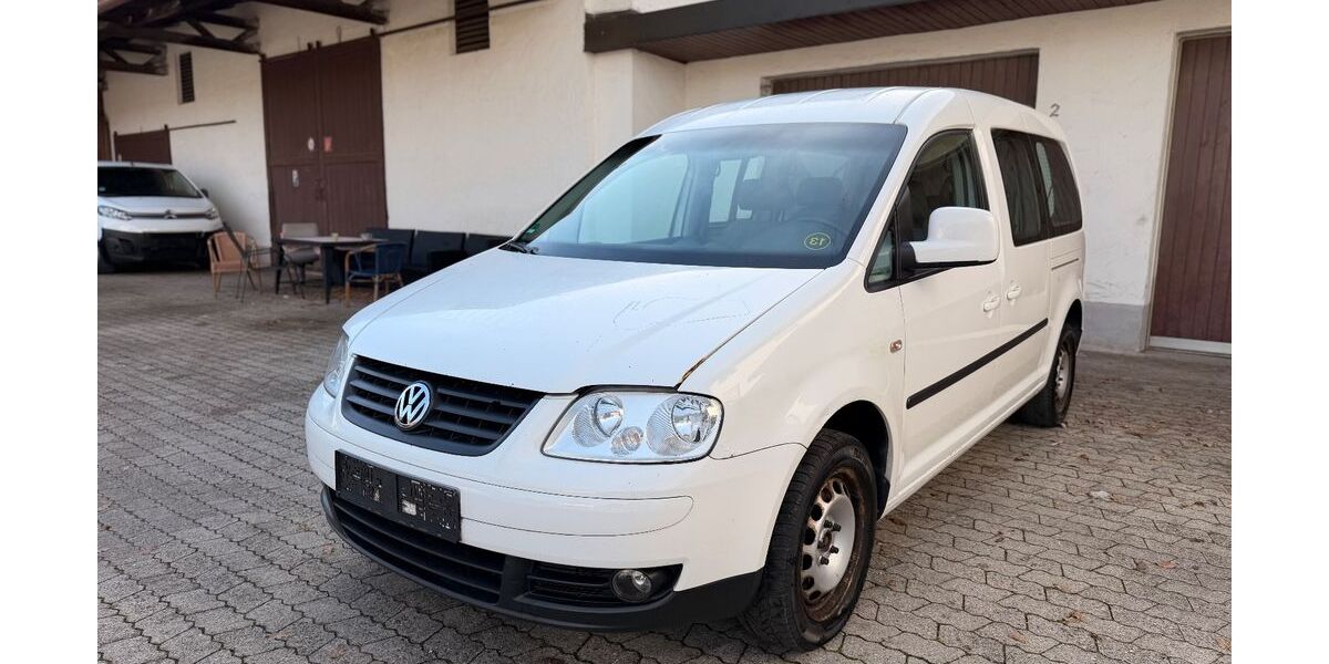 VW Caddy Maxi 325.000 km 4.900 &euro; München 81245