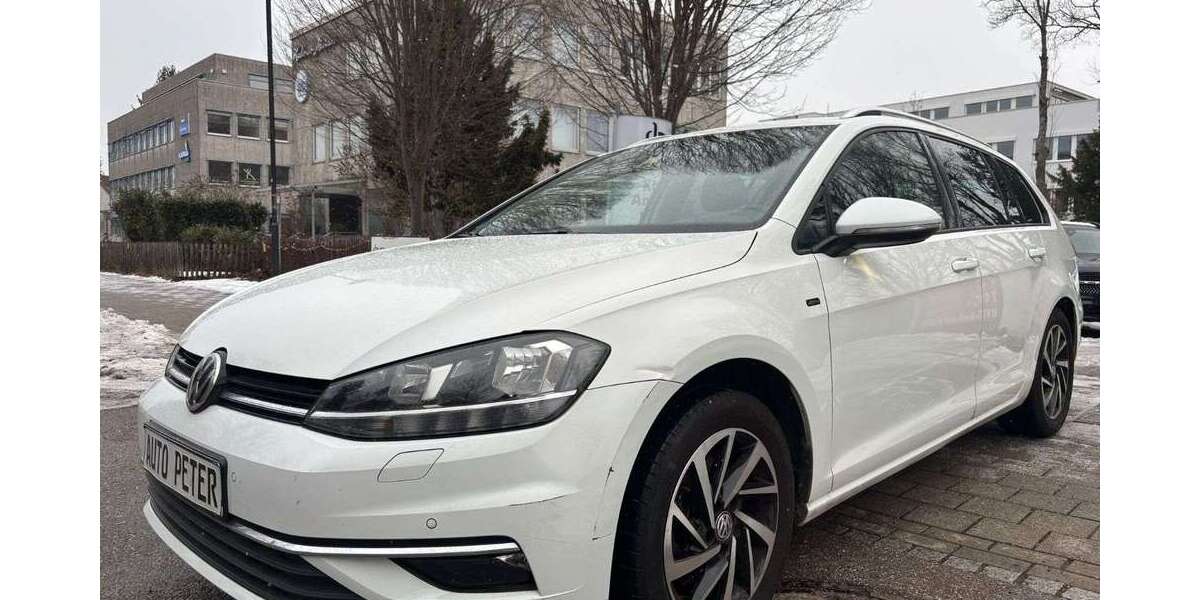 VW Golf 163.000 km 9.440 &euro; Riemerling 85521