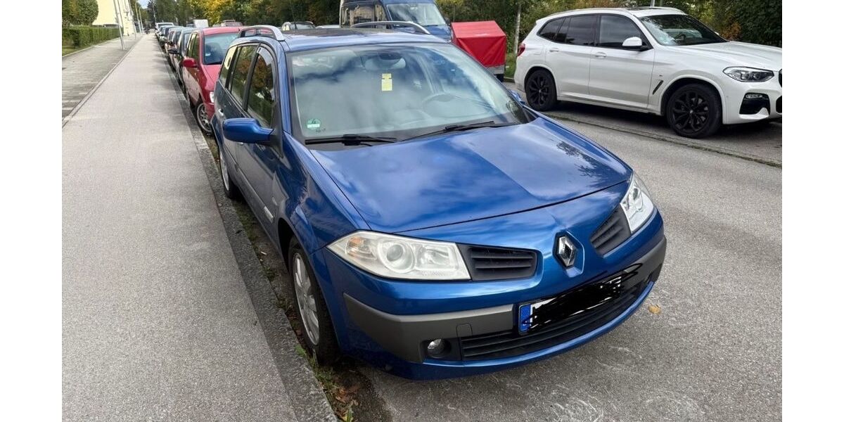 Renault Megane 178.185 km 2.600 € München 81377