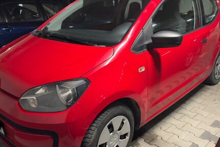 VW up! 126.000 km 3.000 &euro; München 81248