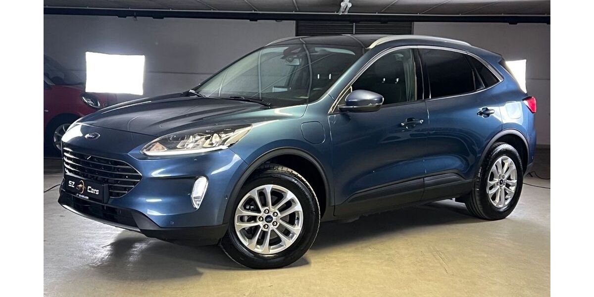 Ford Kuga 49.500 km 21.900 &euro; München 81677