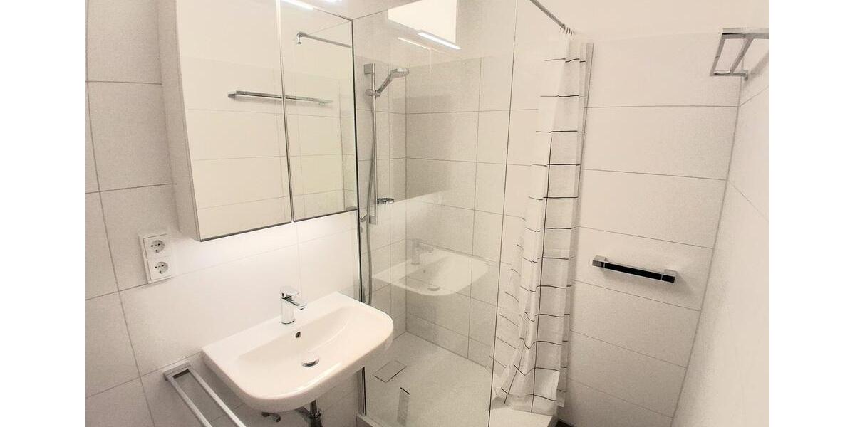 Etagenwohnung Unterhaching - 3 Zimmer, 70 m&sup2;, 1.800&euro; | Angebot:26226424