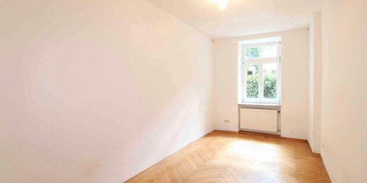 Charmante 3-Zimmer-Altbauwohnung mit Süd-Balkon in München! 3 zimmer