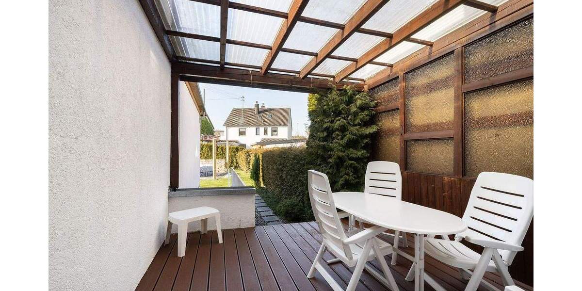 Für Gartenliebhaber! Äußerst gepflegte Doppelhaushälfte in Neufahrn 6 zimmer