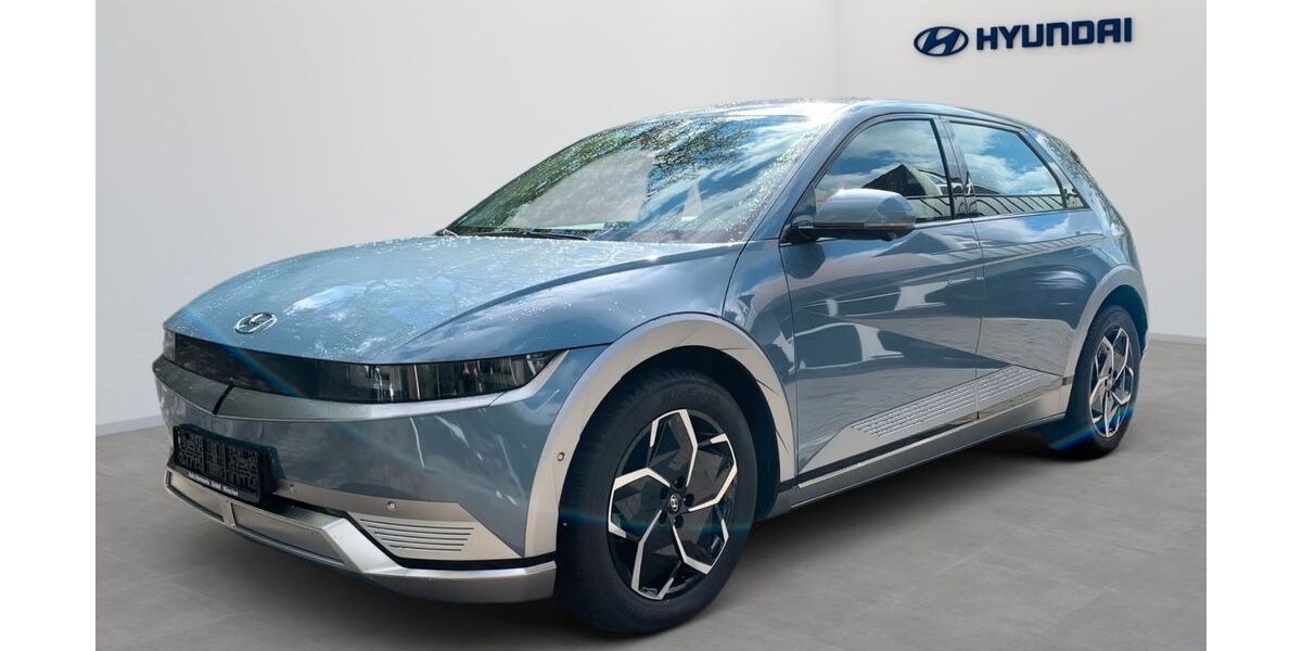Hyundai IONIQ 5 6.980 km 33.480 &euro; München 81825