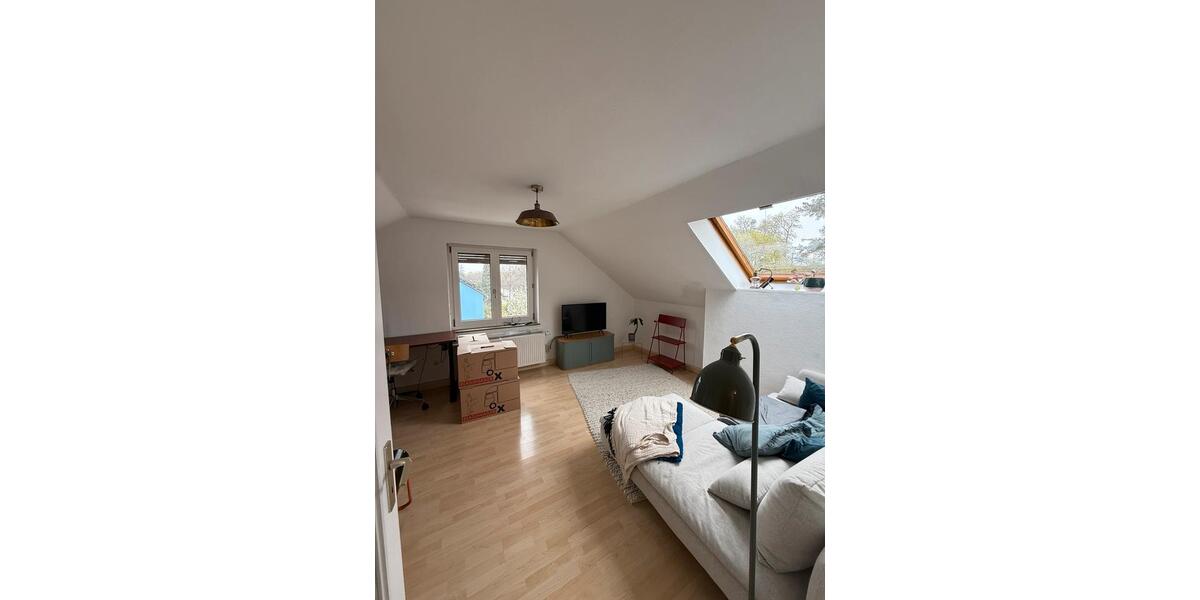 Dachgeschoßwohnung München Schwabing-Freimann - 2 Zimmer, 34 m&sup2;, 820&euro; | Angebot:26241909