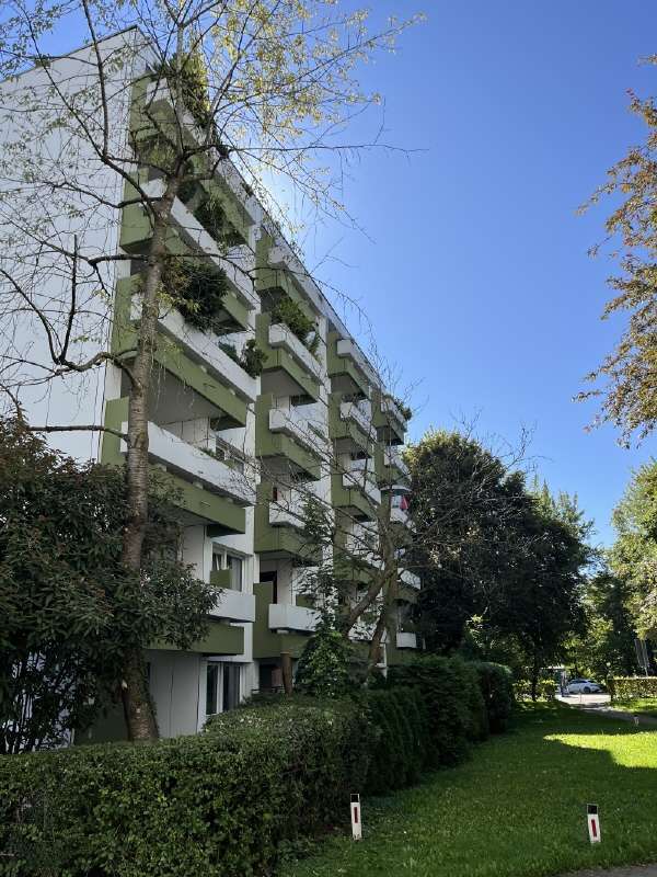 Wohnung zum Kaufen in München 299.000 € 47 m²