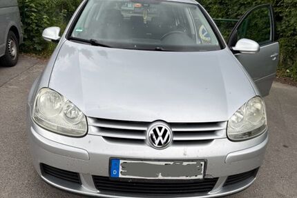 VW Golf 233.750 km 1.200 &euro; Gauting 82131